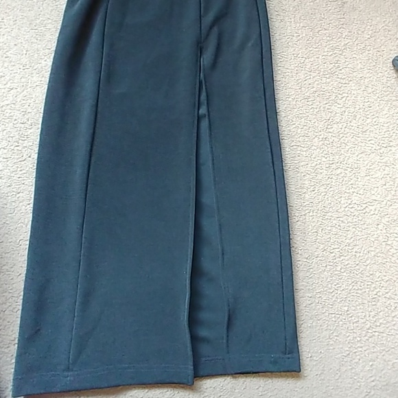 Cache size 5/6 floorlength black sequin prom dress - Picture 4 of 5